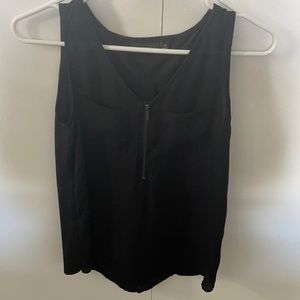 Sleeveless blouse